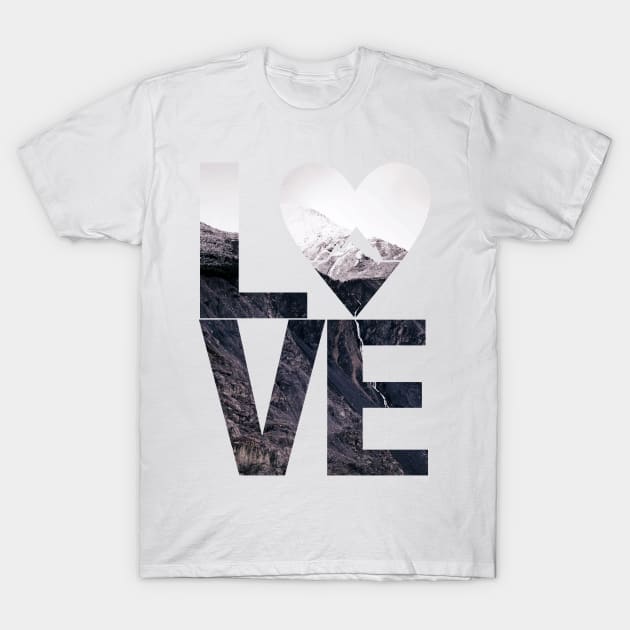 Mountain Love Outdoor Design T-Shirt by boobear_studio